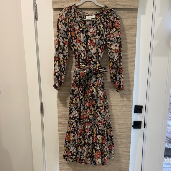 THE GREAT. Dresses & Skirts - The GREAT Pasture Dress in Meadow Floral size 2/M